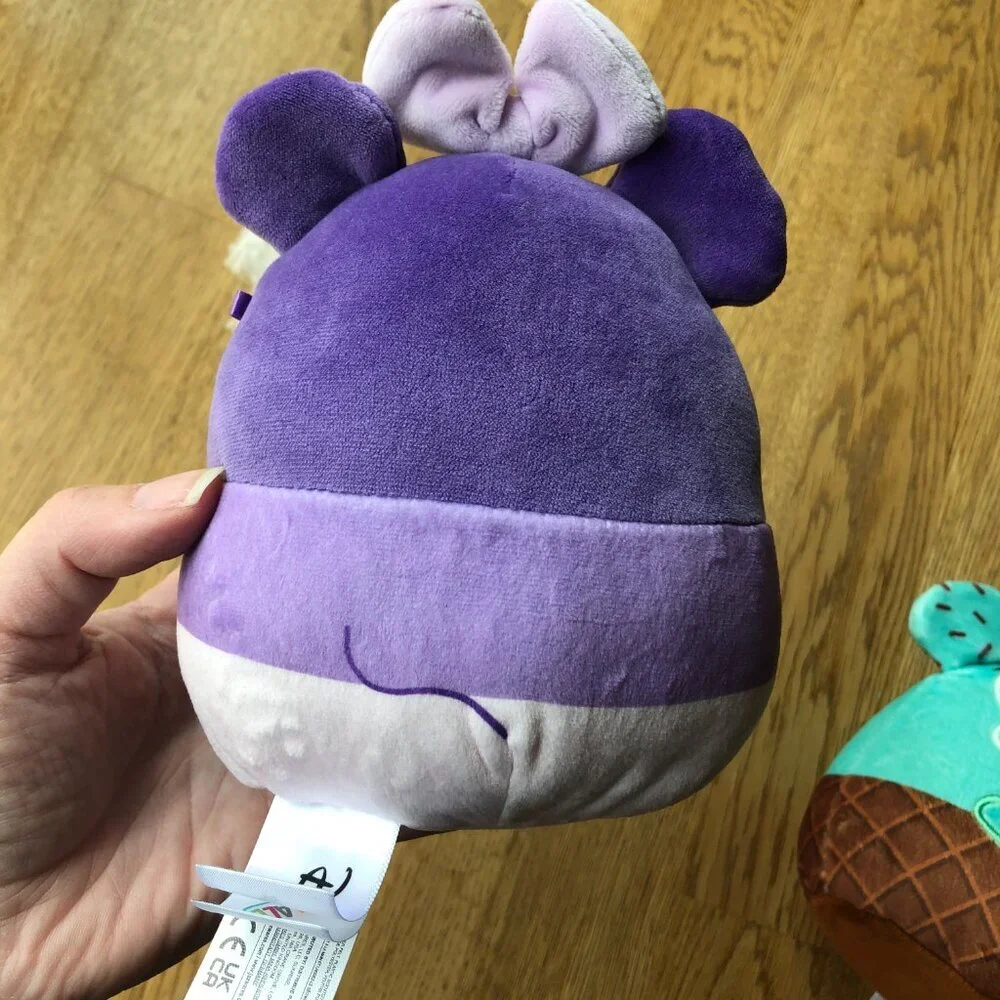 Disney Mickey and Minnie Scented Squishmallows